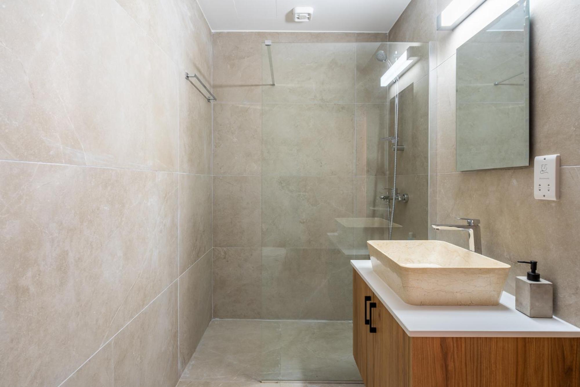 Stone Court Boutique Studios Miliou Ngoại thất bức ảnh